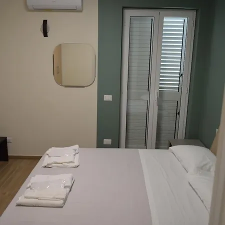 Lägenhet Baia Dei Gruccioni