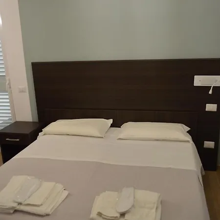 Lägenhet Baia Dei Gruccioni