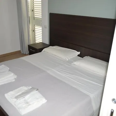 Lägenhet Baia Dei Gruccioni Trani