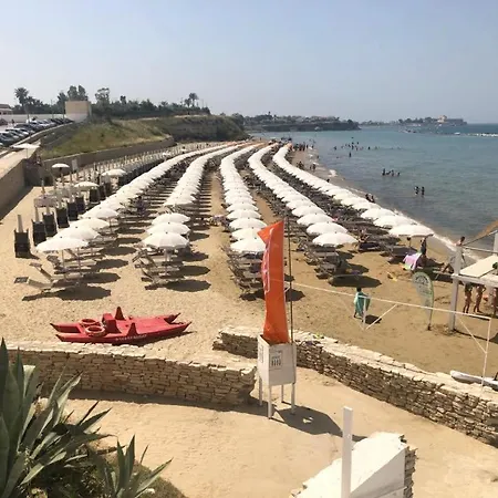 Baia Dei Gruccioni Lägenhet